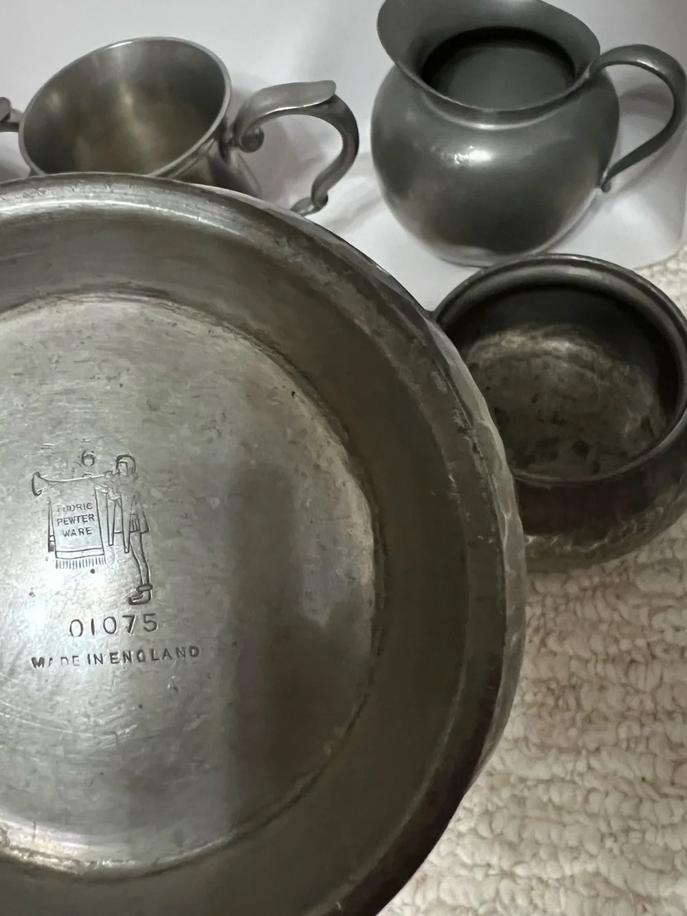 Classic 5 piece Pewter Mug and Creamer Set - Silver Toned